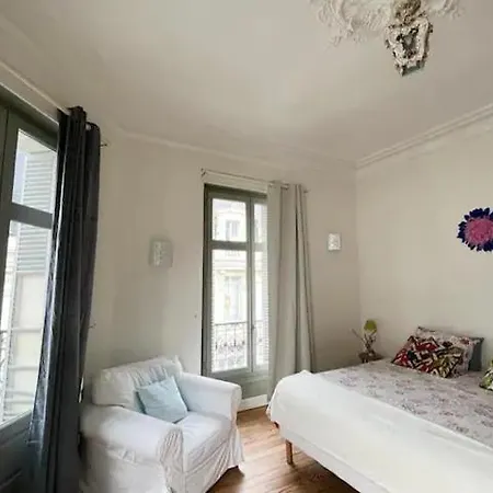 Cosy Hortensia- 4 Ch- Clemenceau Hypercentre & Parking Sous Terrain- 110m2 Apartment