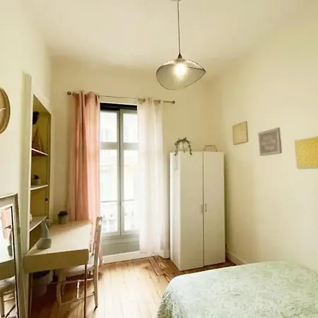 Cosy Hortensia- 4 Ch- Clemenceau Hypercentre & Parking Sous Terrain- 110m2 Apartament